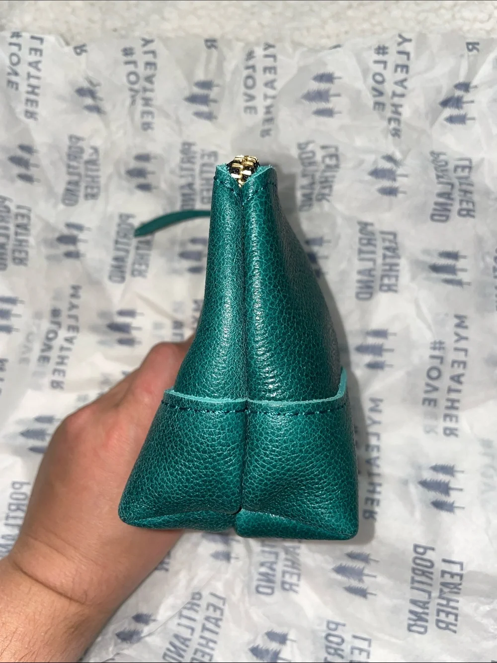 Portland Leather Chelsea Pouch-Sea Glass